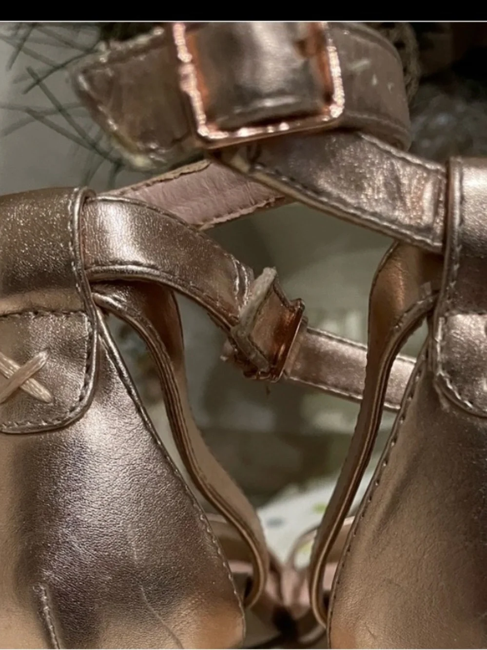 Madden Girl Metallic Rose Gold Ankle-Strap 4”Heels *flaw have inside peeling